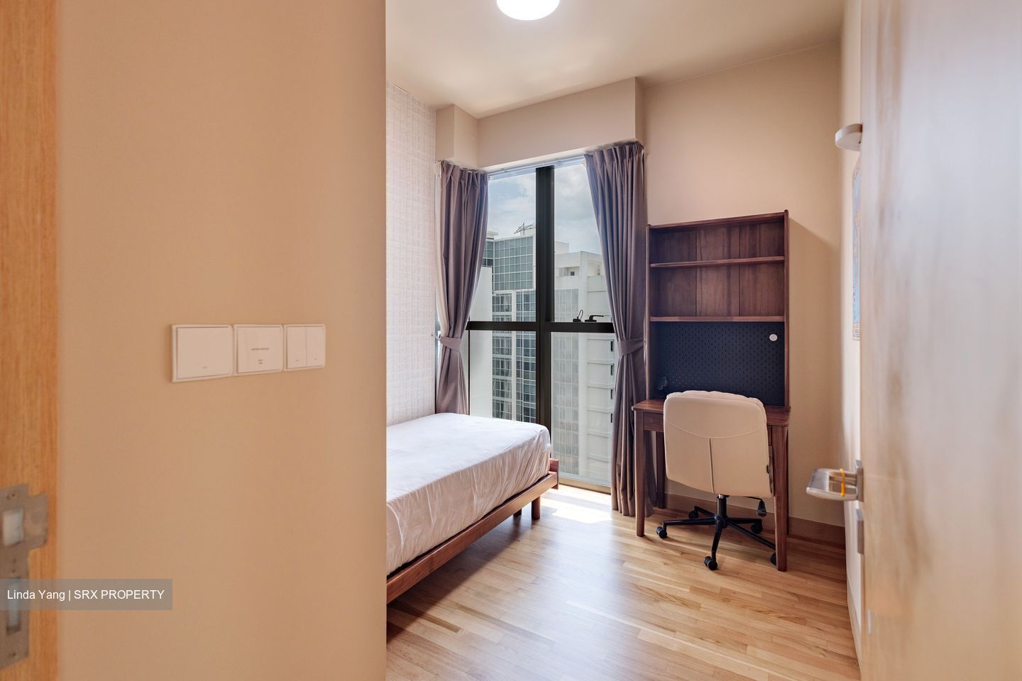 Commonwealth Towers (D3), Condominium #527936601